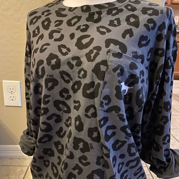 PINK Victoria's Secret Tops - PINK oversized long sleeve